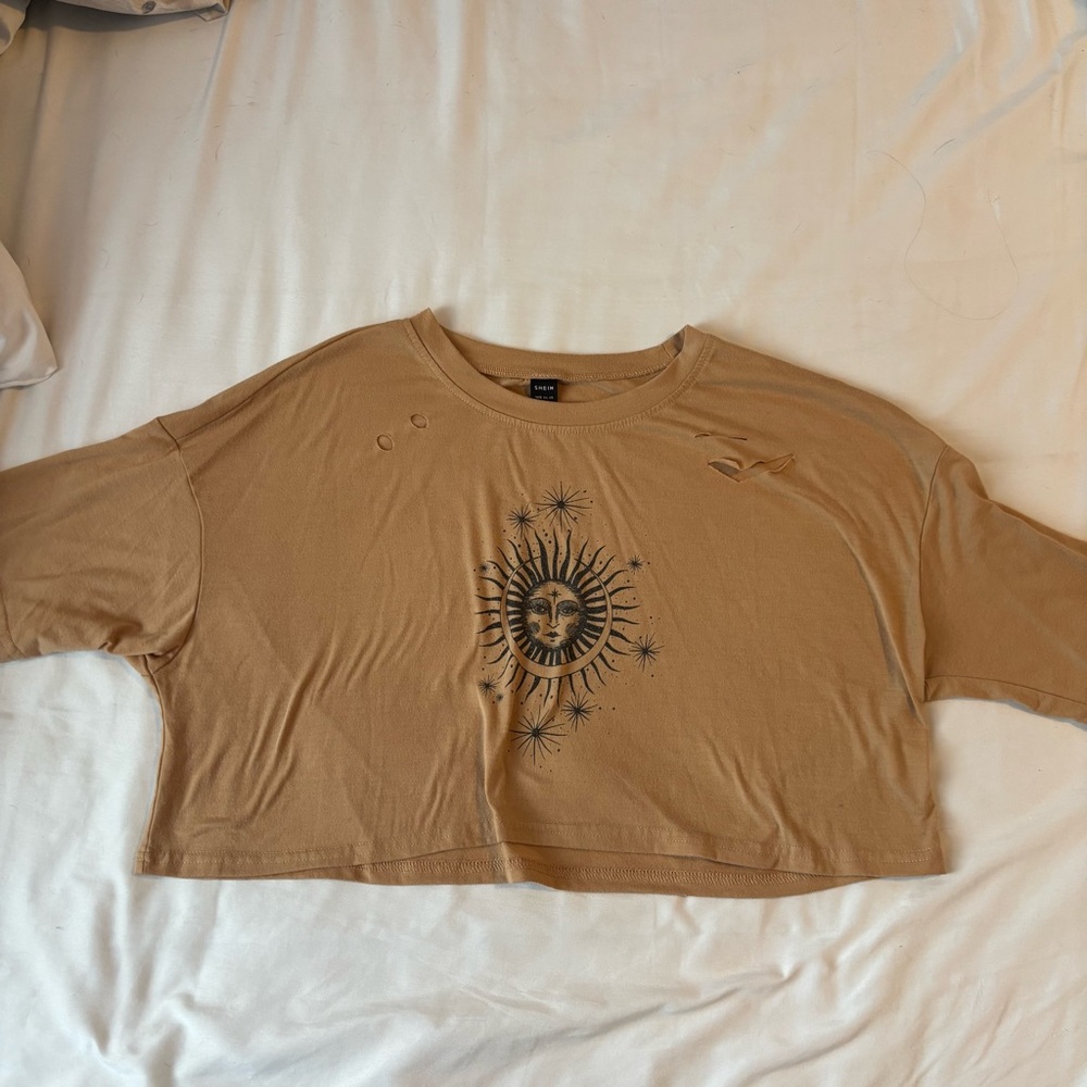 3/$25 SHEIN Tan Celestial Distressed Graphic Crop Top